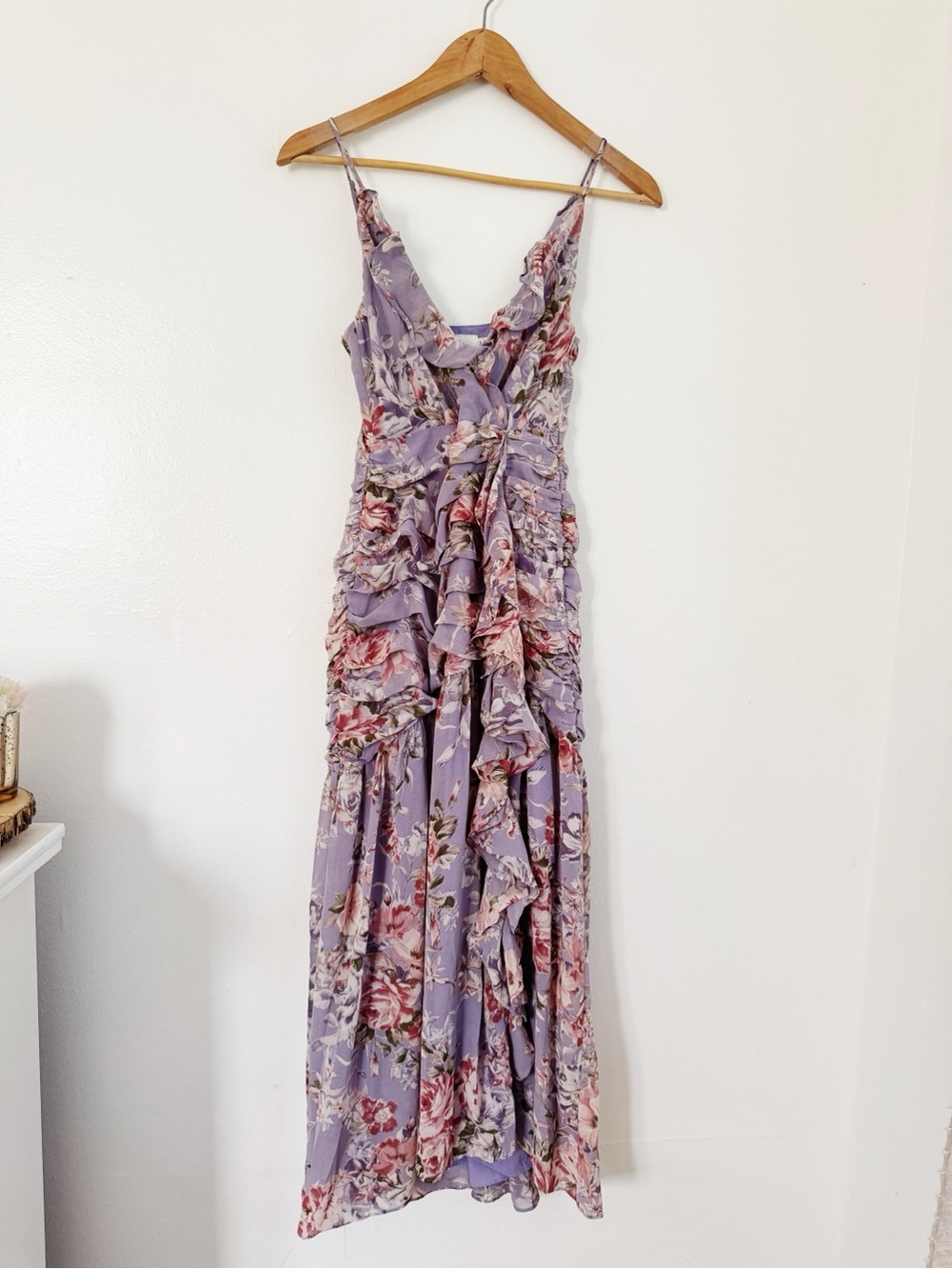 Astr Ruched Ruffle Maxi Dress
Size XS Nwot - Picture 4 of 11